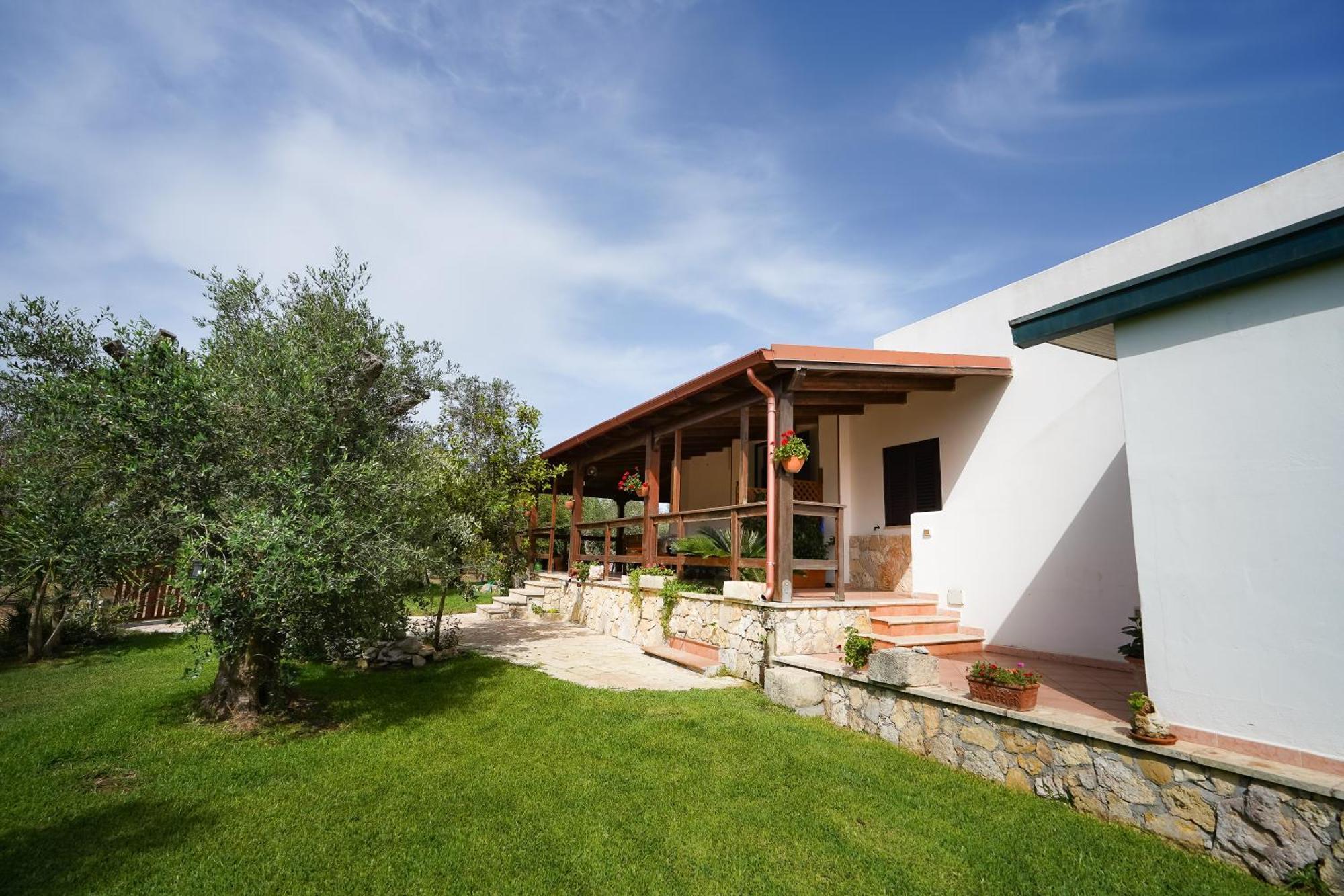 Casa Vacanza Russo Fernando Алимини Экстерьер фото