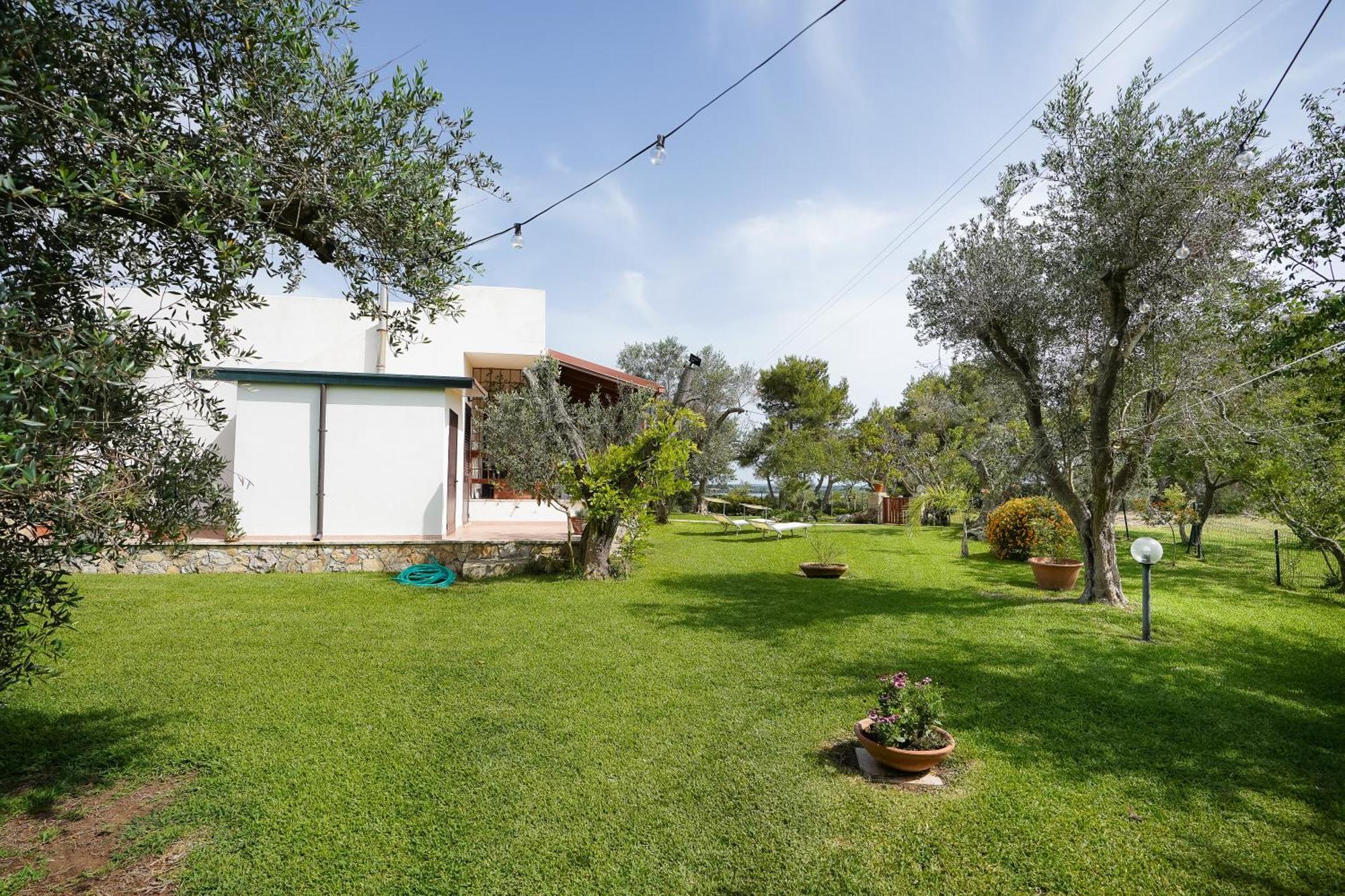 Casa Vacanza Russo Fernando Алимини Экстерьер фото
